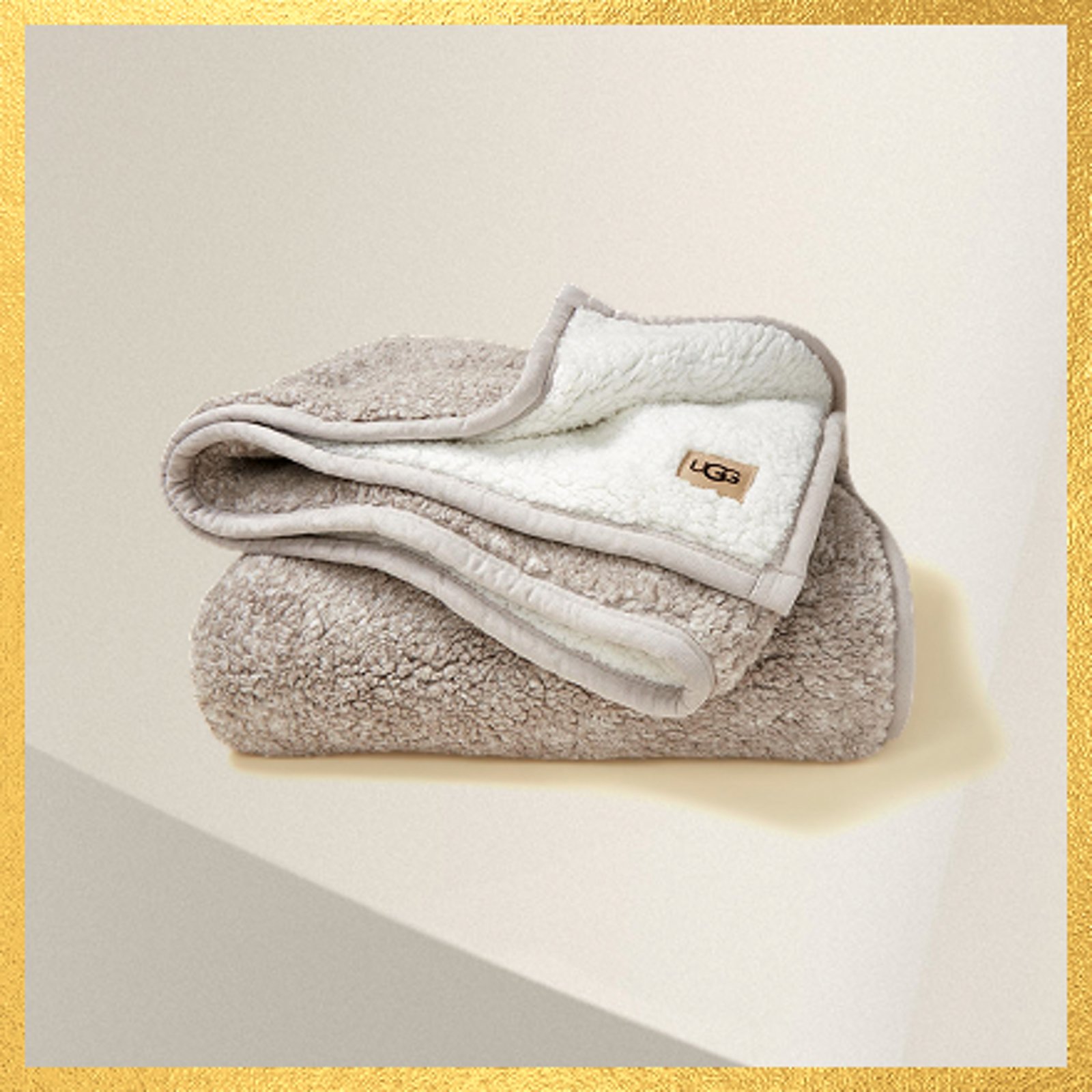 Decorative Pillows & Throws